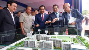 Đoàn đại biểu cấp cao nhà nước quan tâm nhà “vừa túi tiền” EHome Waterpoint Nam Long