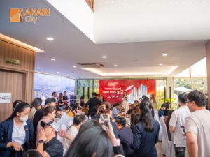 Tháng 4 rực rỡ hạnh phúc nhân đôi với Akari City